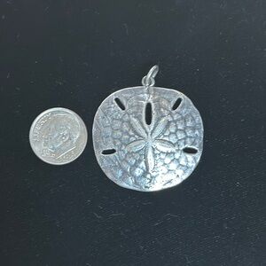Retired James Avery Sandollar pendant